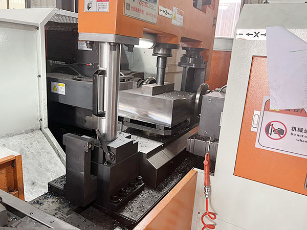 Fully automatic double-head milling