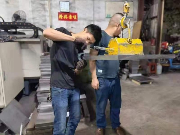 Material size and flatness testing