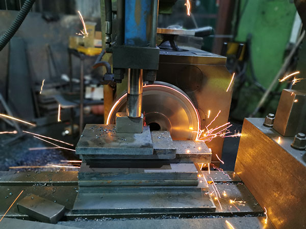 Milling processing scene